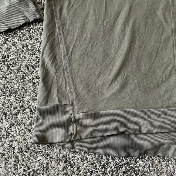 MODODOC Crewneck Sweatshirt Long Sleeve Top Center Seam Olive Green Women’s XL - Picture 2 of 9